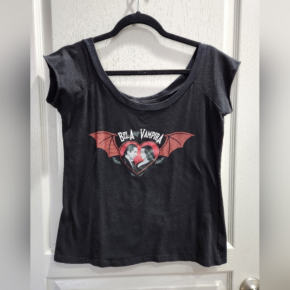 Kreepsville Vampira shirt